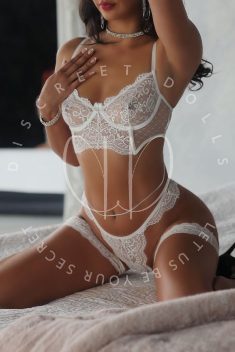 ALEX-SEXY-ARAB-ESCORT-TORONTO.jpg