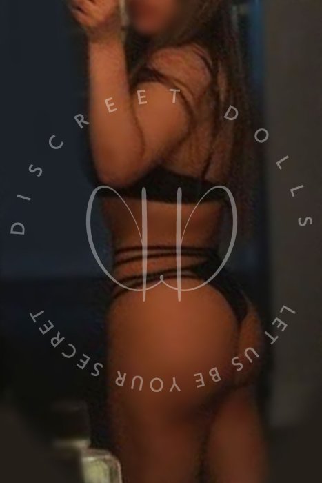 naomi-escort-sexy-asian-latina-mix-toronto.jpg
